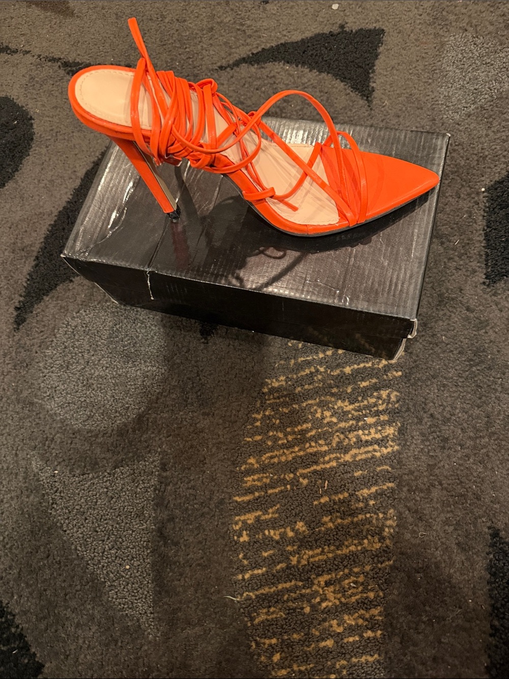 Lace up heel